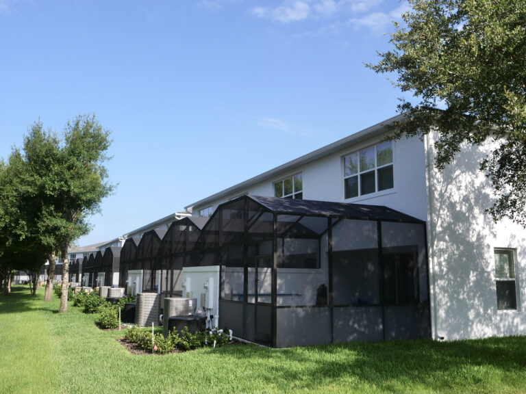 P1033683